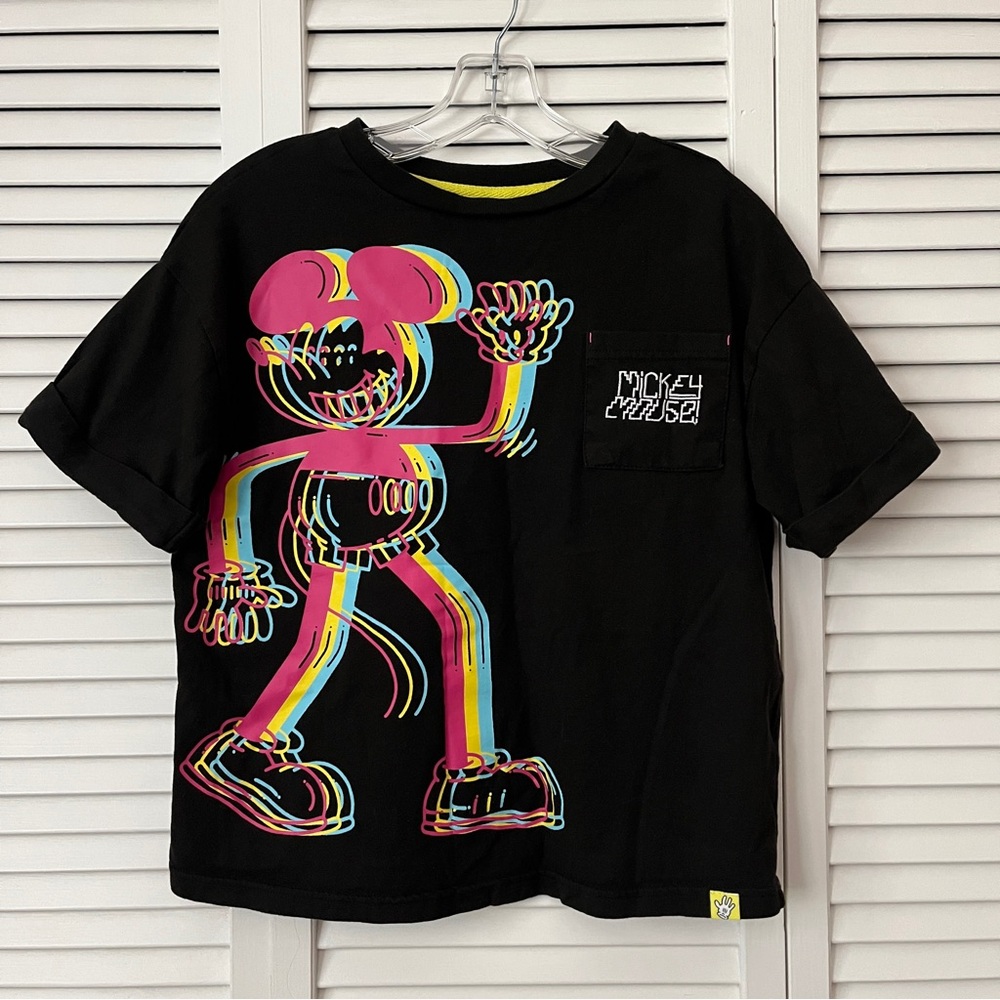 Disney Artist series tee by Rafael Faria from The Walt Disney Company Brazil, XS